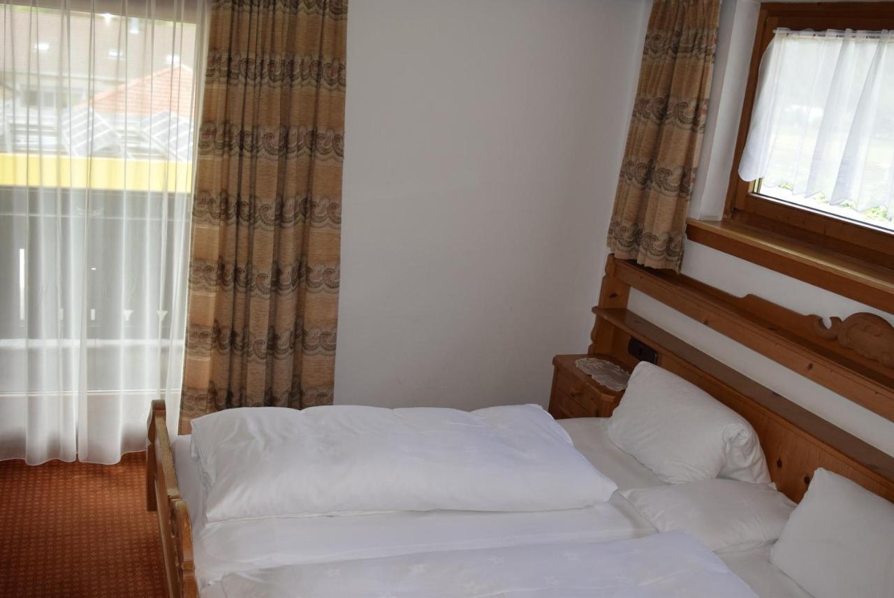 Bergsteiger-Zimmer Pension Obermair Mayrhofen Exterior foto